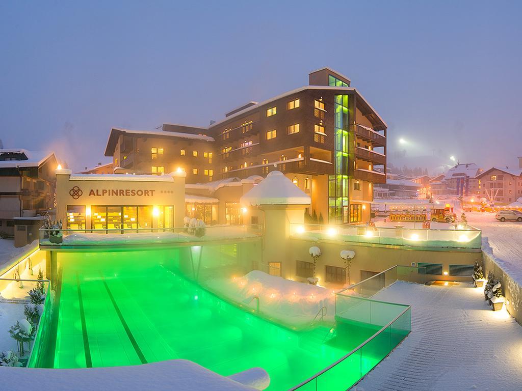 Alpinresort Valsaa - Sport & Spa ザールバッハ・ヒンターグレム エクステリア 写真